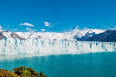 La pared del glaciar Perito Moreno, tiene una altura de 72 metros, la misma que la Torre Campanario de Ontinyent, la segunda mas alta de España, después de la Giralda de Sevilla.