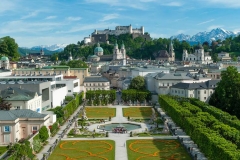 Vista aérea de los jardines y palacio de mirabell