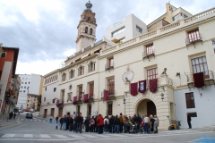 La Ruta de "El Guardián del Linaje" se detiene ante las puertas del viejo Cabildo