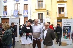 Los actores/personajes "Consuelo Grau" y "Bernat Pons", junto a Ricardo Montés